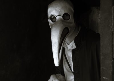 1 Paranormal Nosy Kate Hughes